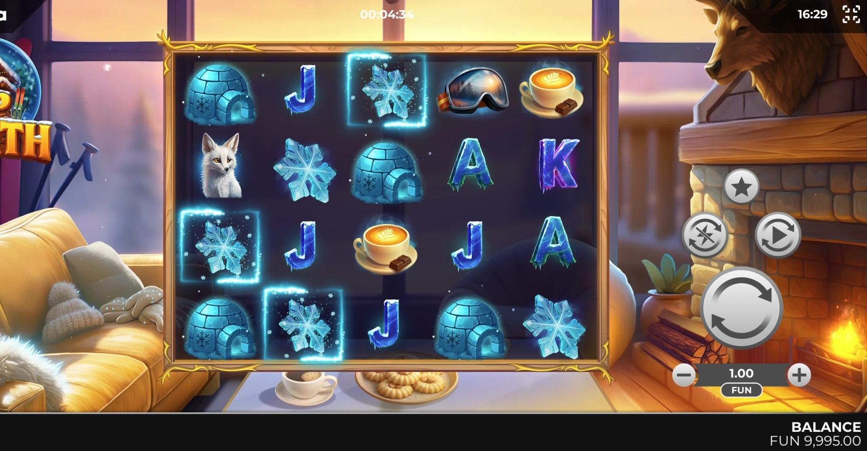 Winning payline combination appearing on the snowy reels of Up North